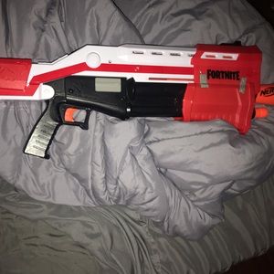 FORTNITE TACTICAL SHOTGUN